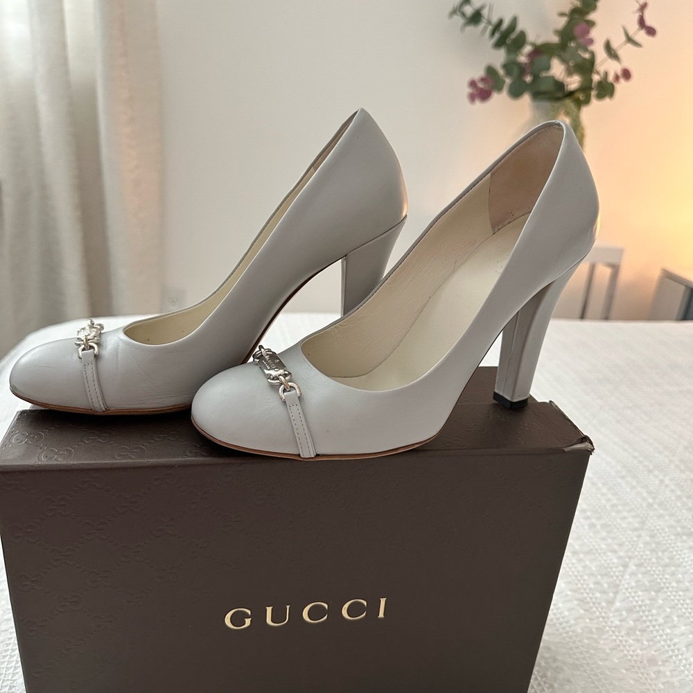 Gucci Shoes Size 38